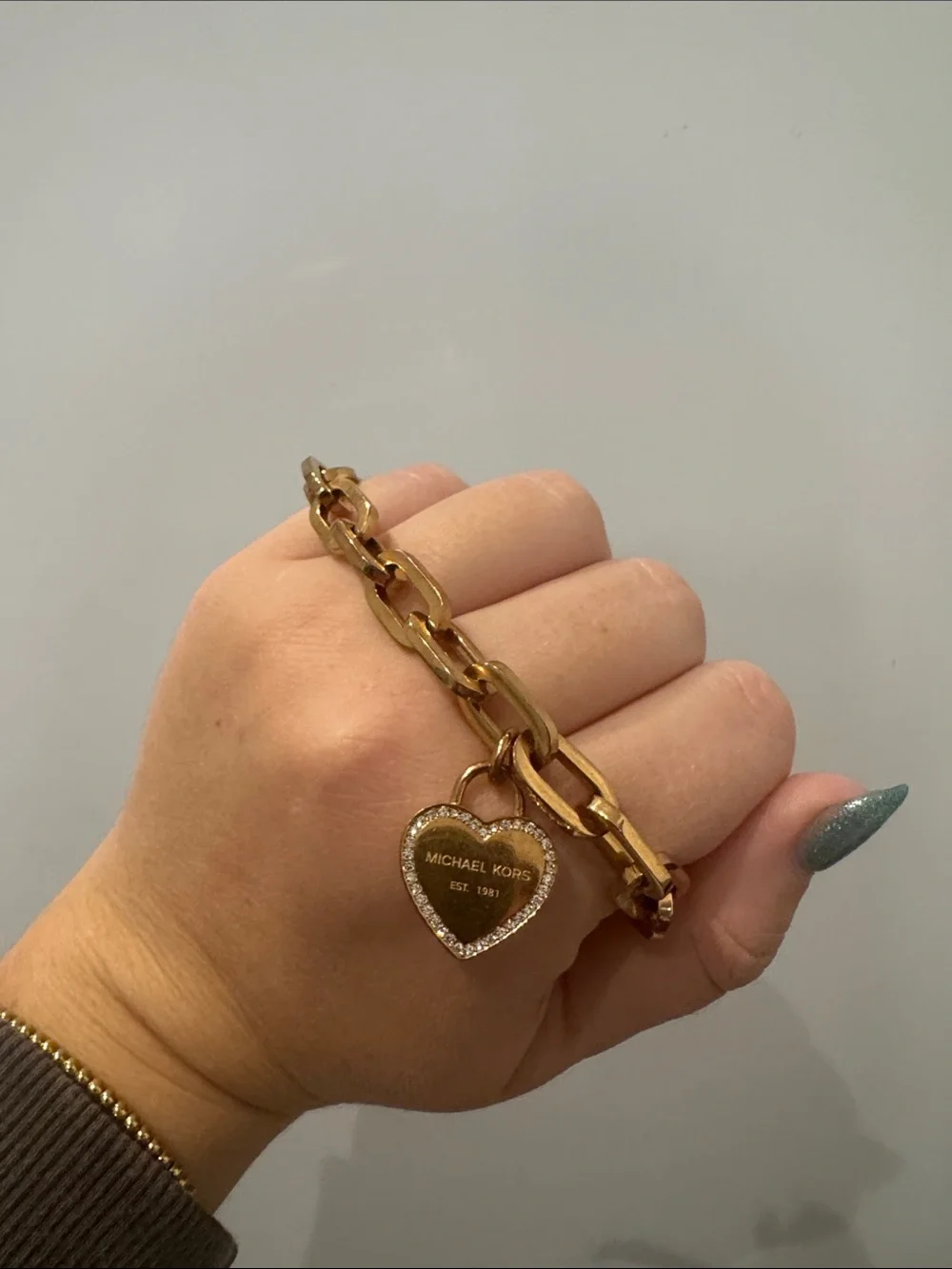 Michael Kors Gold Link Bracelet with Crystal-Edged Heart Charm